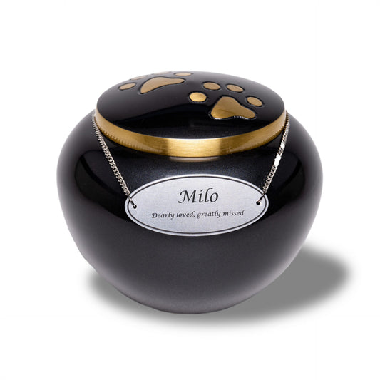 Classic Cuddle Pet Urn