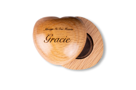 Tribute Oak Heart Keepsake